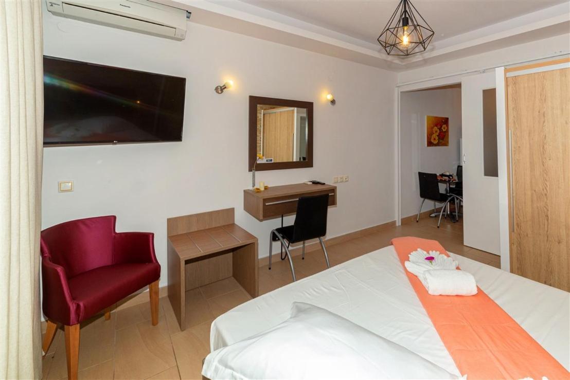 Studio Nikiti Beach Exteriér fotografie