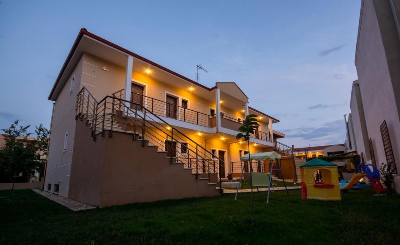 Studio Nikiti Beach Exteriér fotografie