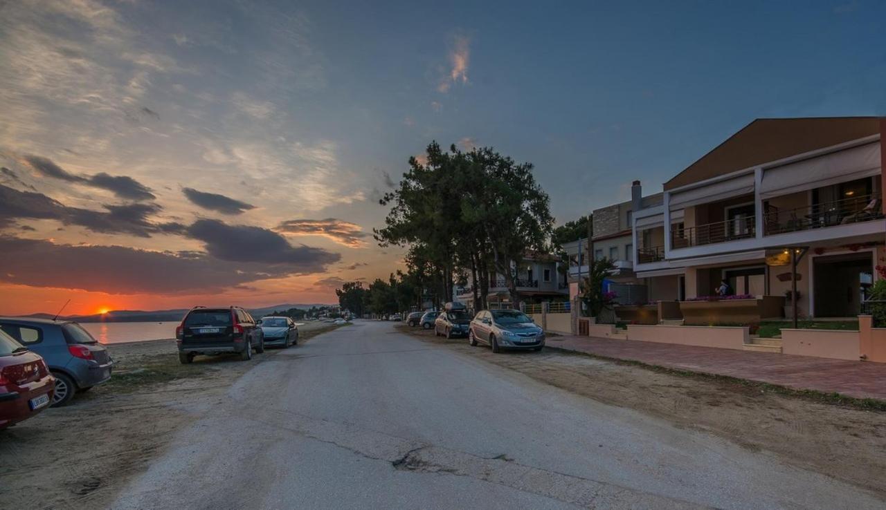 Studio Nikiti Beach Exteriér fotografie