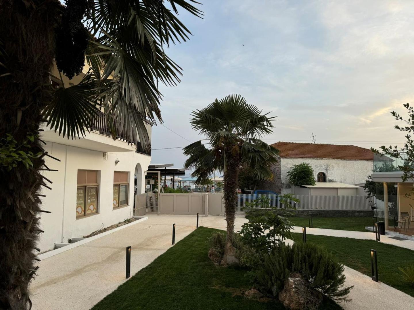 Studio Nikiti Beach Exteriér fotografie